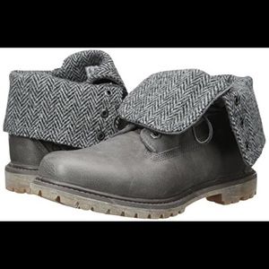 Gray Timberland fold down boots